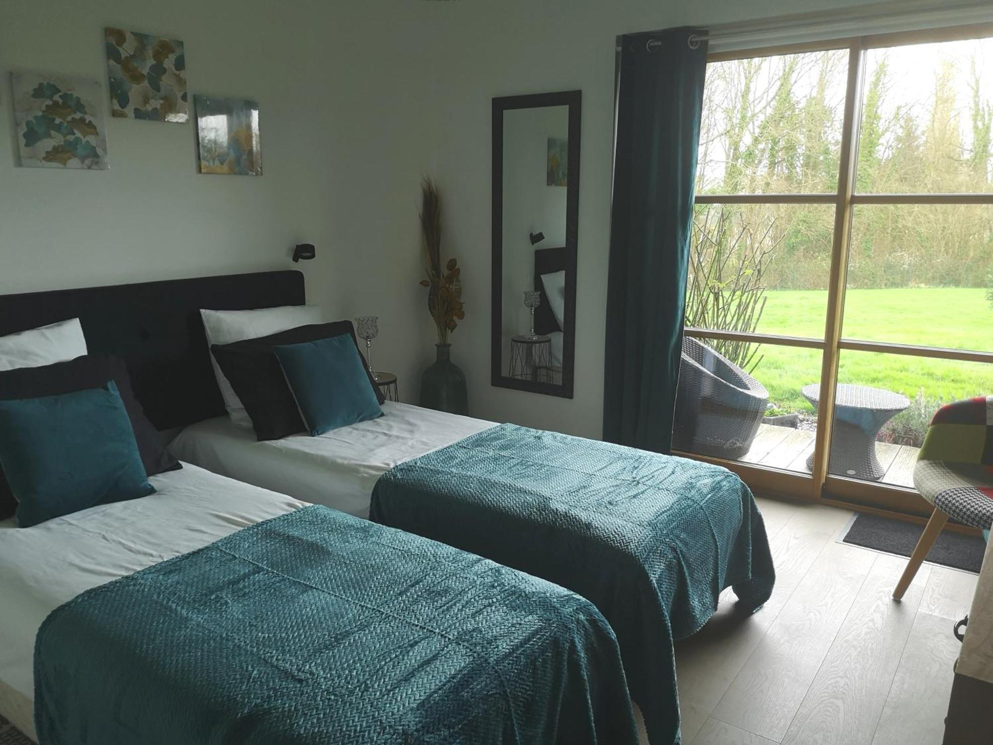 Surville  La Pause B&B 외부 사진